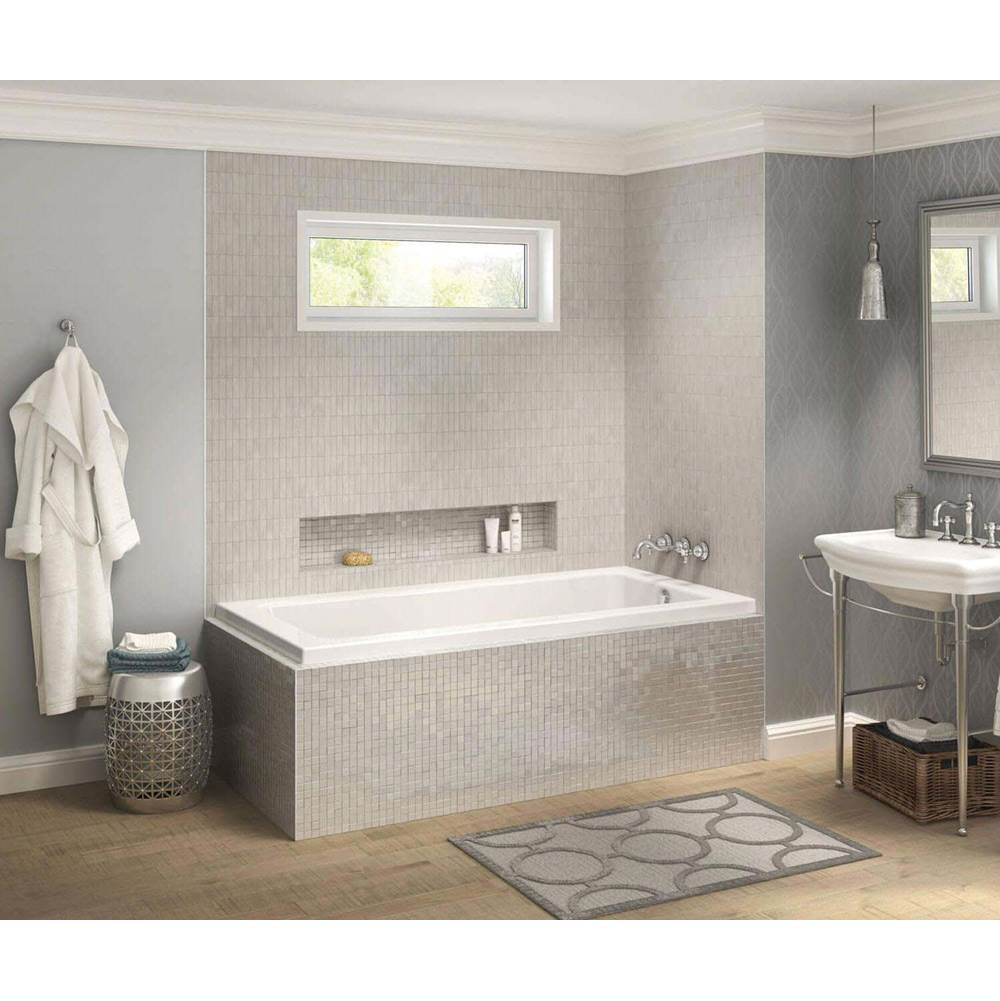 Maax Canada Pose IF 71.5 in. x 35.375 in. Corner Bathtub with Combined Whirlpool/Aeroeffect System Right Drain in White